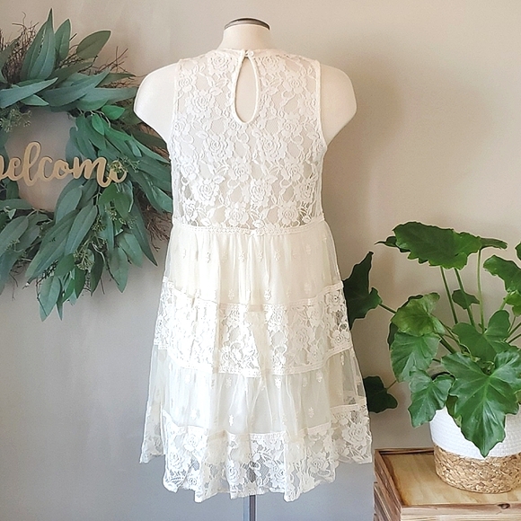 Rebellion White Lace Dress, Size Large - Picture 2 of 6
